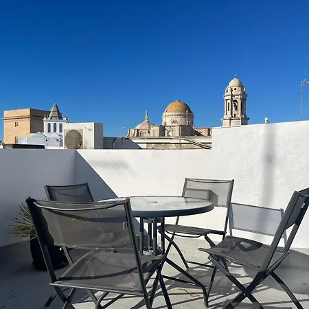 Hidden Gem Penthouse El Meson Cadiz