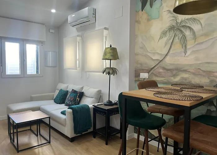 Hidden Gem Penthouse El Meson Apartment *